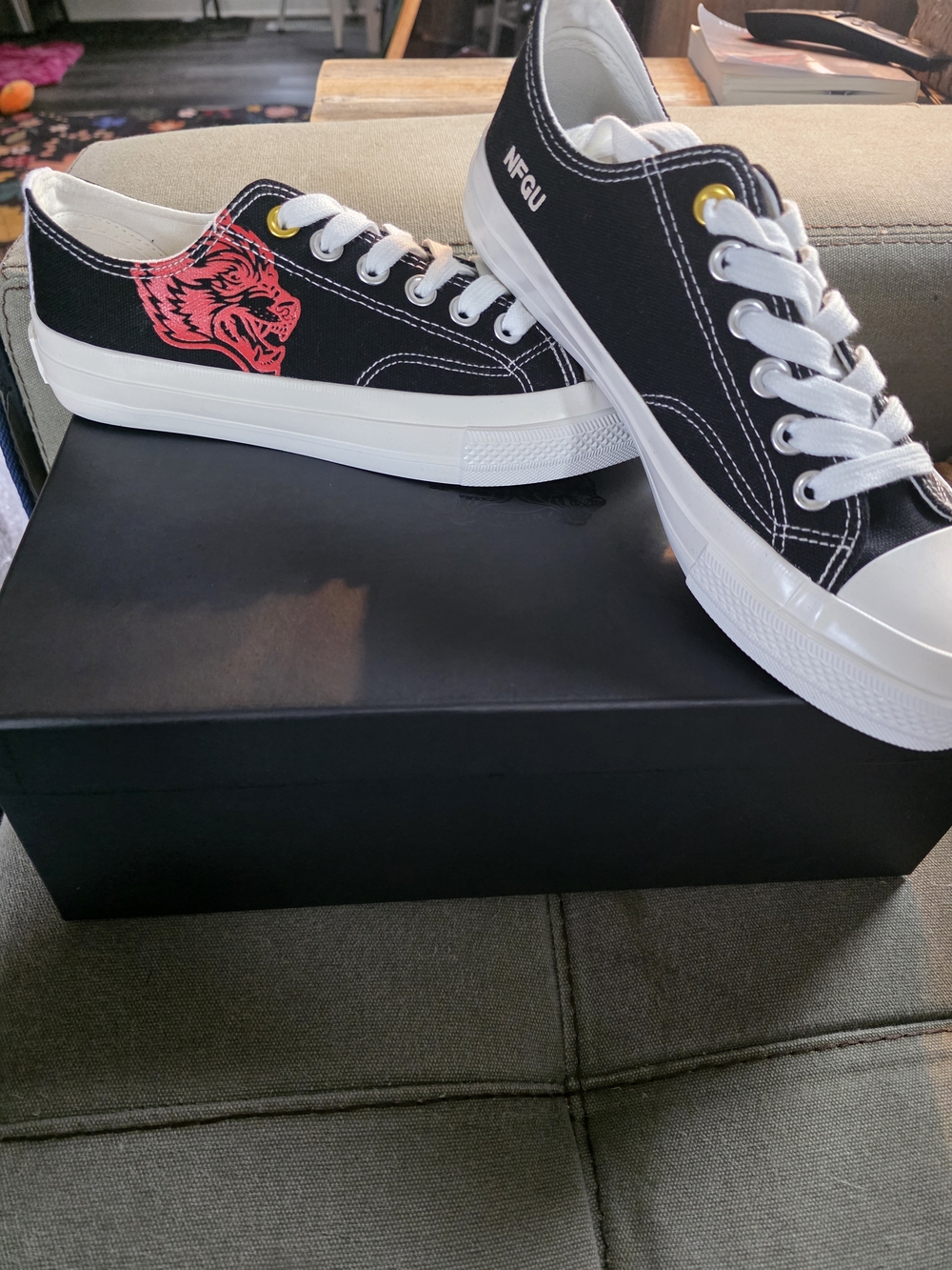 Wolves Club Low Top